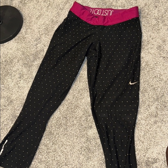 Nike Other - Nike câpres